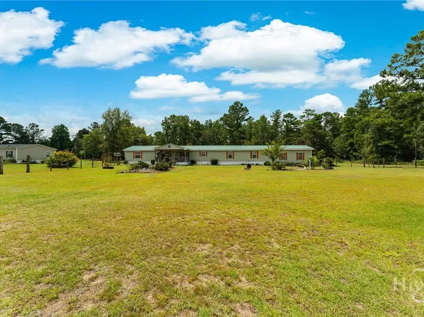 81 Island Drive, Twin City, GA 30471