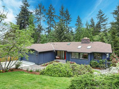 4650 152nd Pl SE, Bellevue, WA, 98006