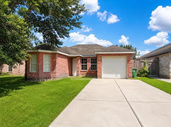 12607 Rio Bravo St, Rosharon, TX 77583