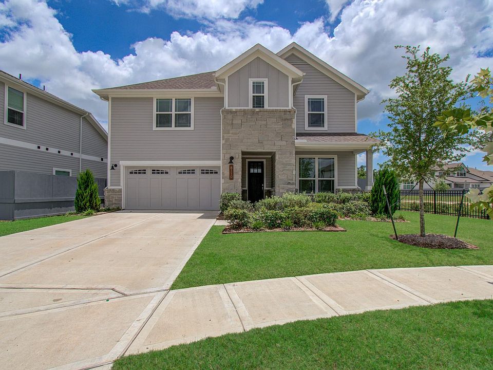 1st image of 8110 Red Shiner Way