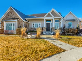 11 N Tilly Cir, Kaysville, UT 84037