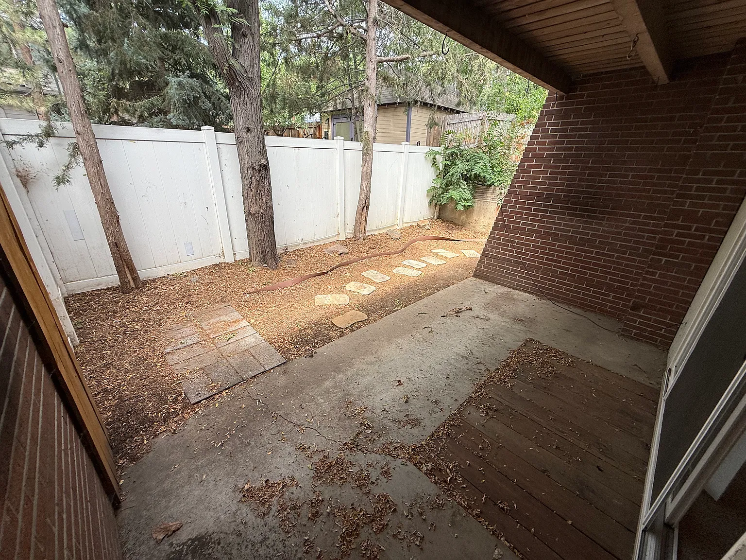 2 bed, 1.5 bath, 925 sqft, $2,300 — Photo 4