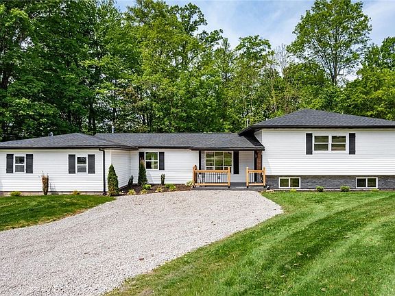 2nd image of 3185 Corvus Dr