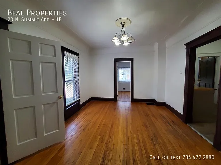 20 N Summit St #1E — Photo 9