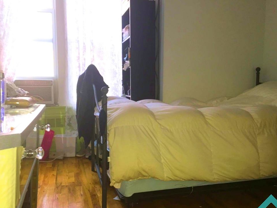 2nd image of 198 Scholes St #22B