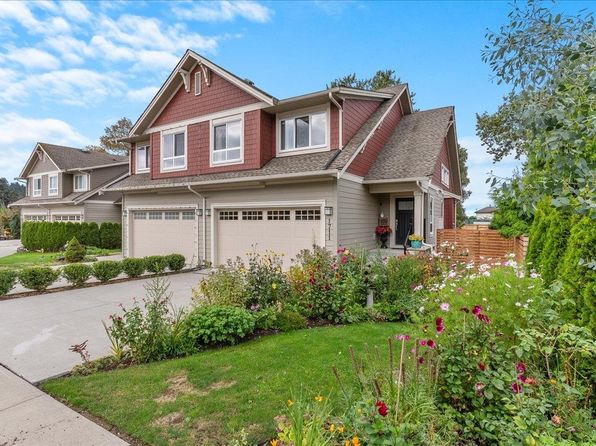 1711 Swan Rd, Tsawwassen, BC V4M 0B4