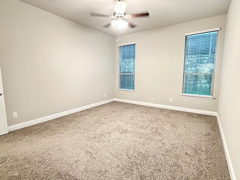 3648 Walnut Ridge Dr — Photo 18