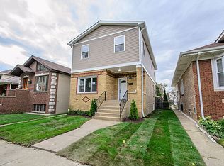 3530 N Osceola Ave, Chicago, IL 60634