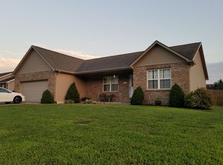 604 Rosewood Dr, Albers, IL 62215