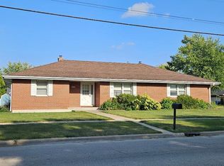 844 S 7th St, Dekalb, IL 60115