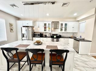 1146 S 6th St, Philadelphia, PA 19147