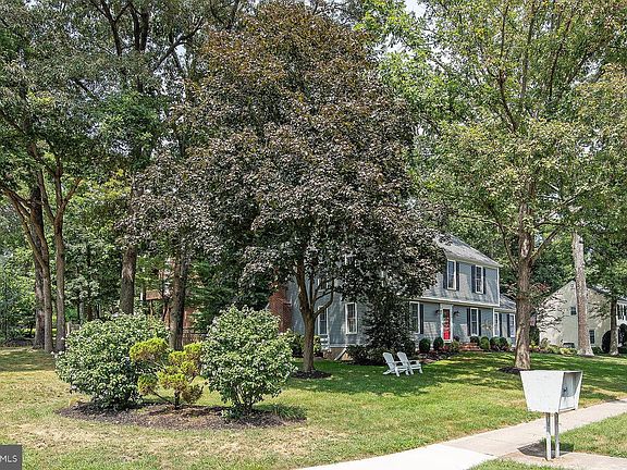 2nd image of 1055 Rustling Oaks Dr