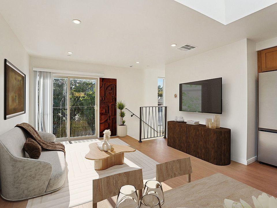 1st image of 6162 3/4 6160 Oak Crest Way