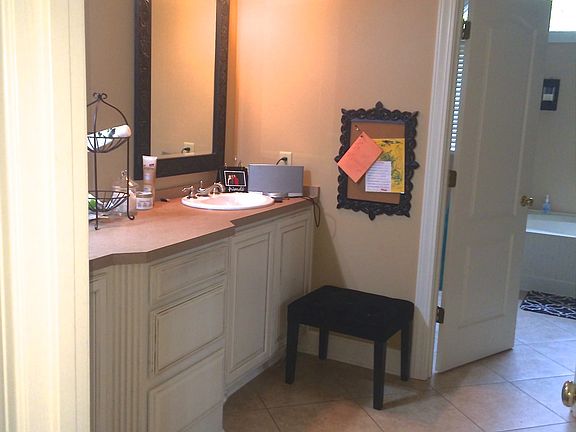 Double Sink vanity in Master Bath