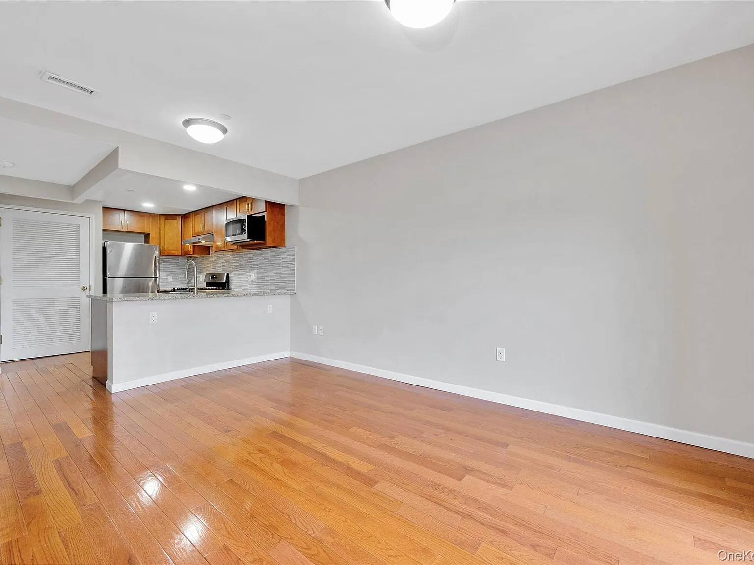 1 bed, 1.0 bath, $2,750 — Photo 2