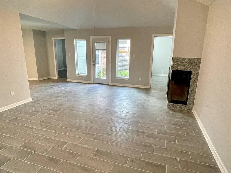 9415 Westacre Pl — Photo 4