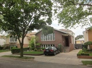 2530 E 65th St, Brooklyn, NY 11234