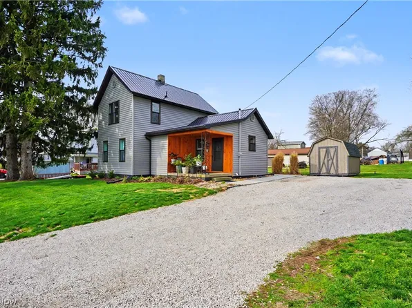 1101 Princehorn Ave NW, North Lawrence, OH 44666