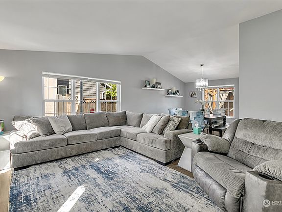 5th image of 11928 SE 260th Place
