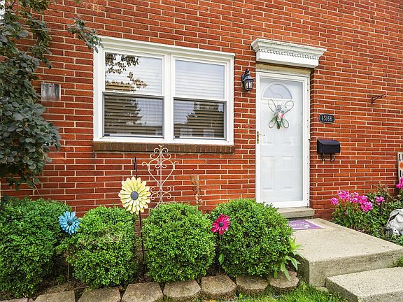 3rd image of 45168 Kensington St