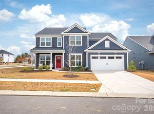 12205 Hollinhope Dr, Charlotte, NC 28278