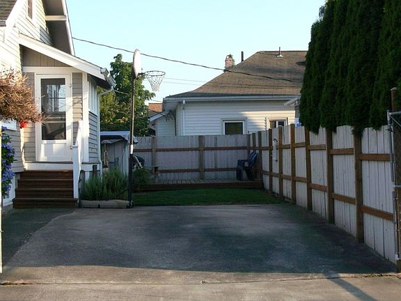 2nd image of 2712 N 12th St
