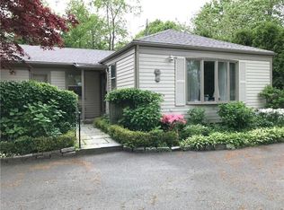 397 Gibbs Ave APT A, Newport, RI 02840