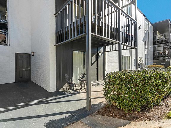 2nd image of 3023 Massey Rd APT G