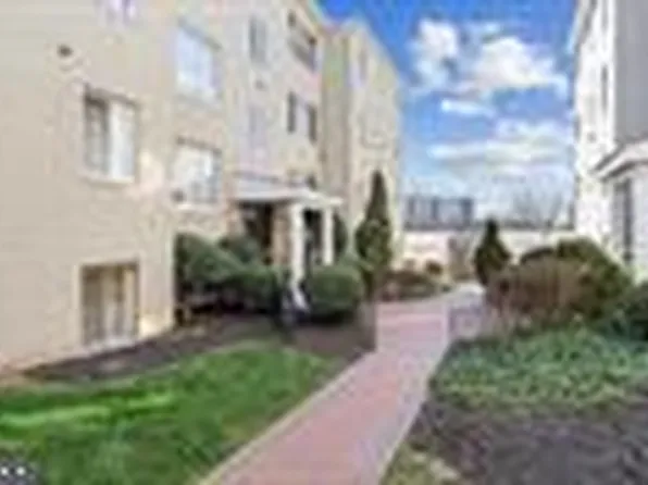 713 Brandywine St SE APT B1, Washington, DC 20032
