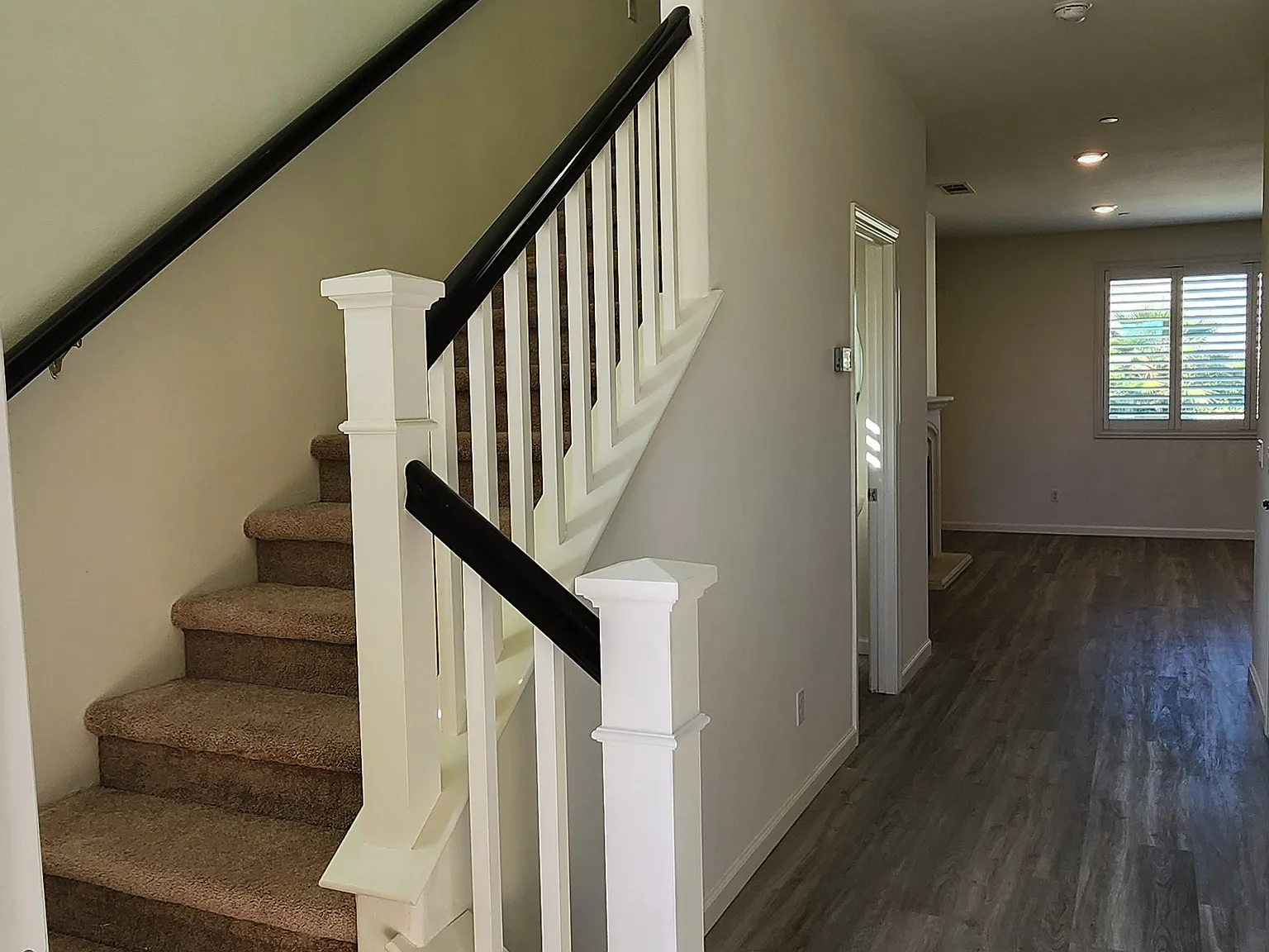 3 bed, 2.5 bath, 1819 sqft, $3,500 — Photo 4