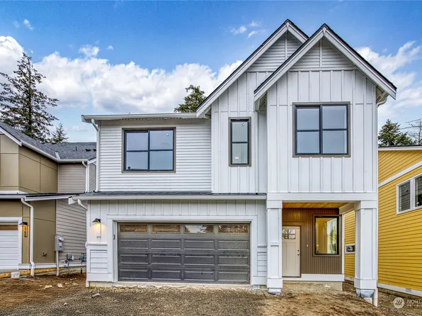 8756 Schoolway Place NW, Silverdale, WA 98383