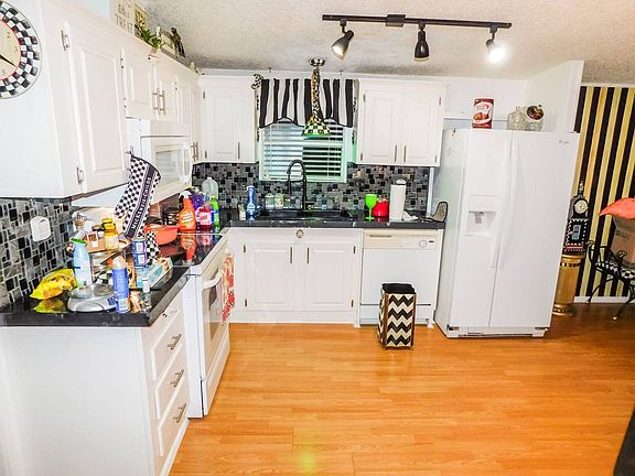 4th image of 36144 Dockside Pl