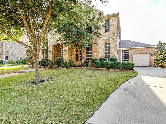 3rd image of 607 Walnut Hollow Dr