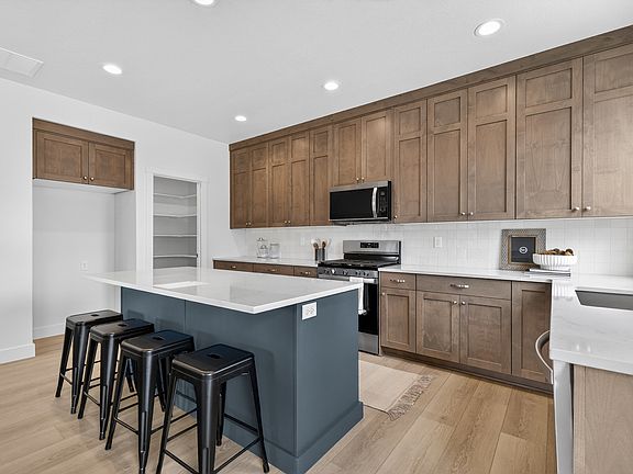 5th image of 2810 W Guernsey Ln #222