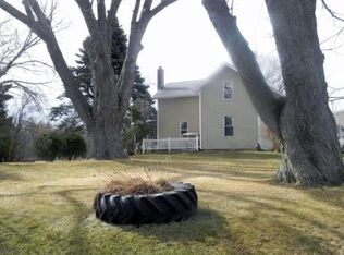 9263 N Clear Lake Rd, Milton, WI 53563