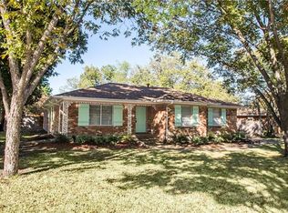 3833 Savannah Dr, Garland, TX 75041