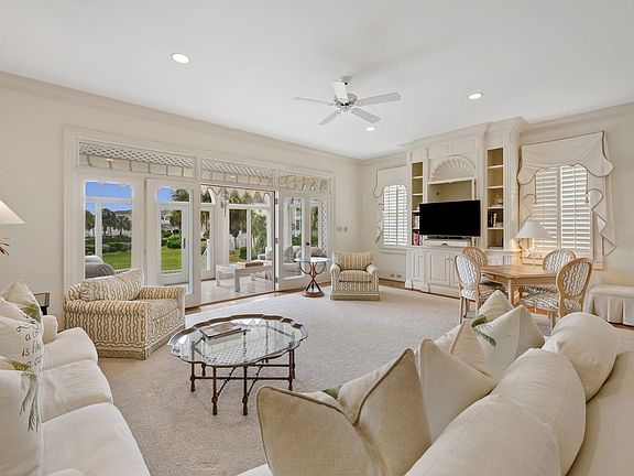 5th image of 116 Summer Haven Ct. #11-B-2