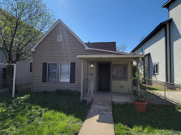 723 Lincoln St — Photo 5