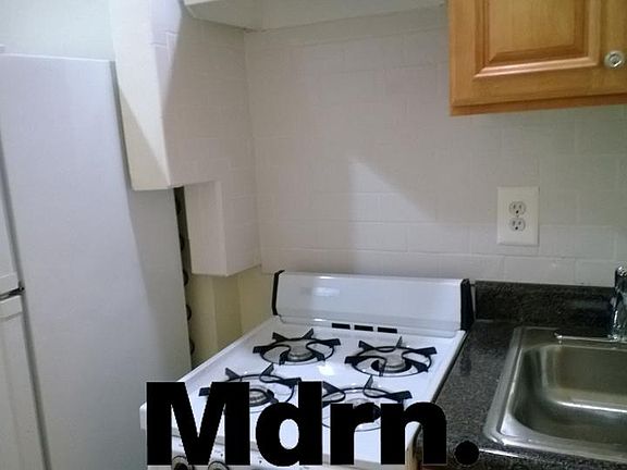 4th image of 1482 York Ave APT 3D