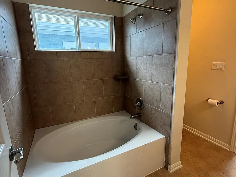 1932 Tramson Dr #102C — Photo 14