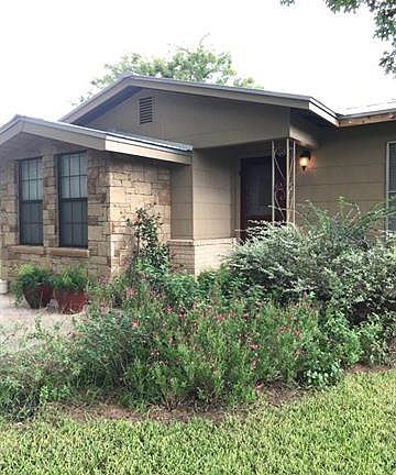 2nd image of 502 W Burbank St