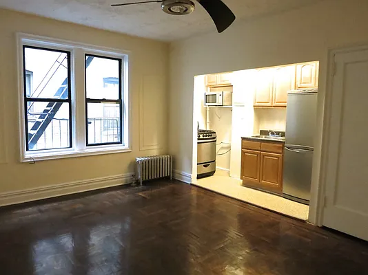Rented by Bohemia Realty Group | media 10