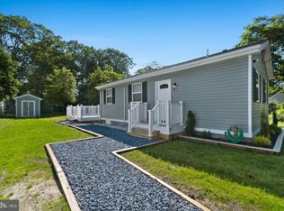 57 W Cloverdale Ave, Pine Hill, NJ 08021