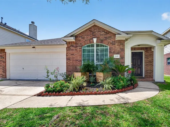 2606 Cypress Springs Dr, Pearland, TX 77584