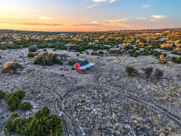 00 Axis Draw, Rocksprings, TX 78880