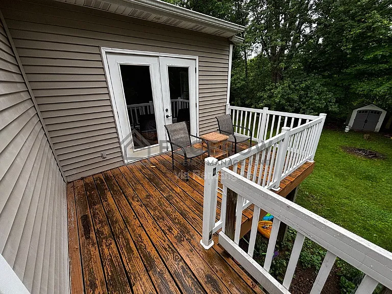 6926 Lake Michigan Dr — Photo 16