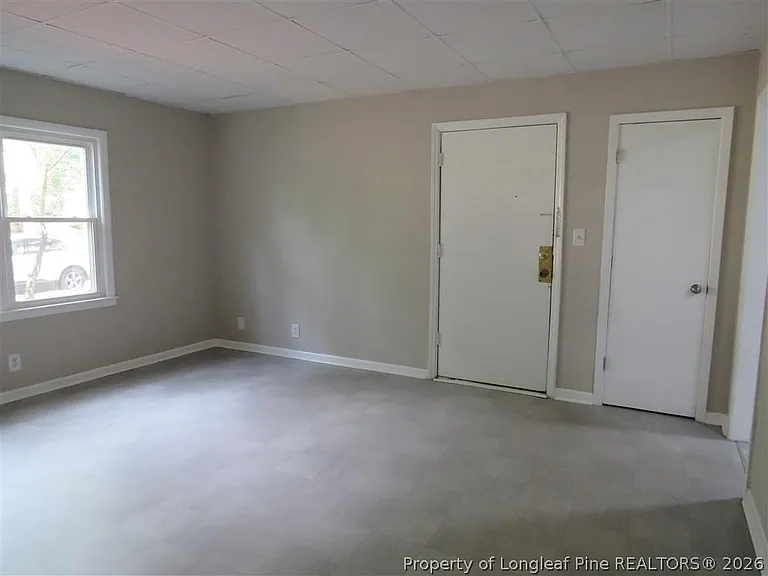 1608-1 Fayette Ave — Photo 11