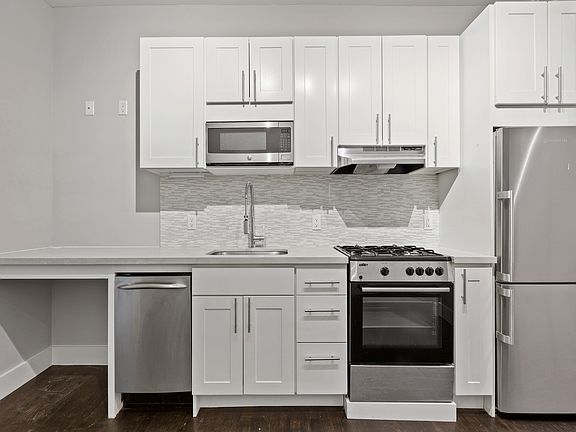 4th image of 306 E 89th St APT 4D