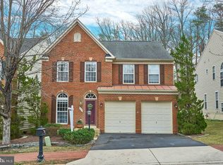 9881 E Hill Dr, Lorton, VA 22079
