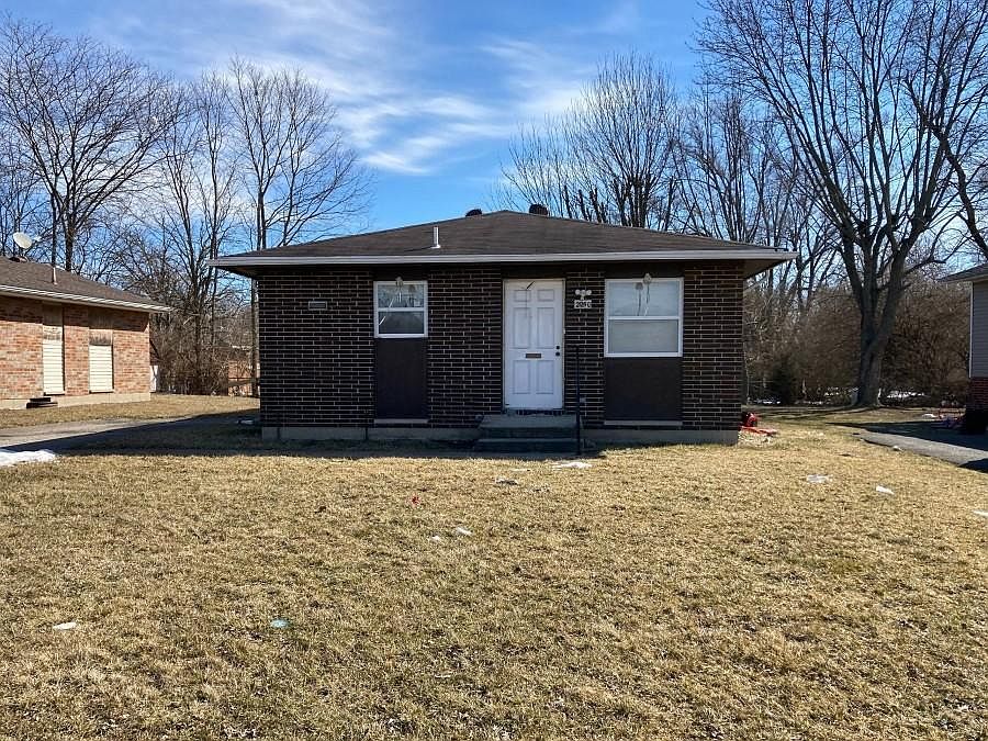 1st image of 2050 Hickorydale Dr